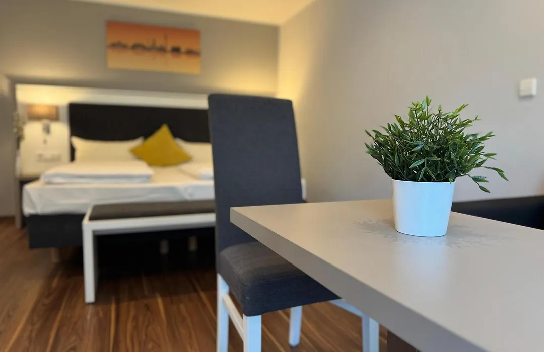 Mirage City Hotel Stuttgart Zentrum-1
